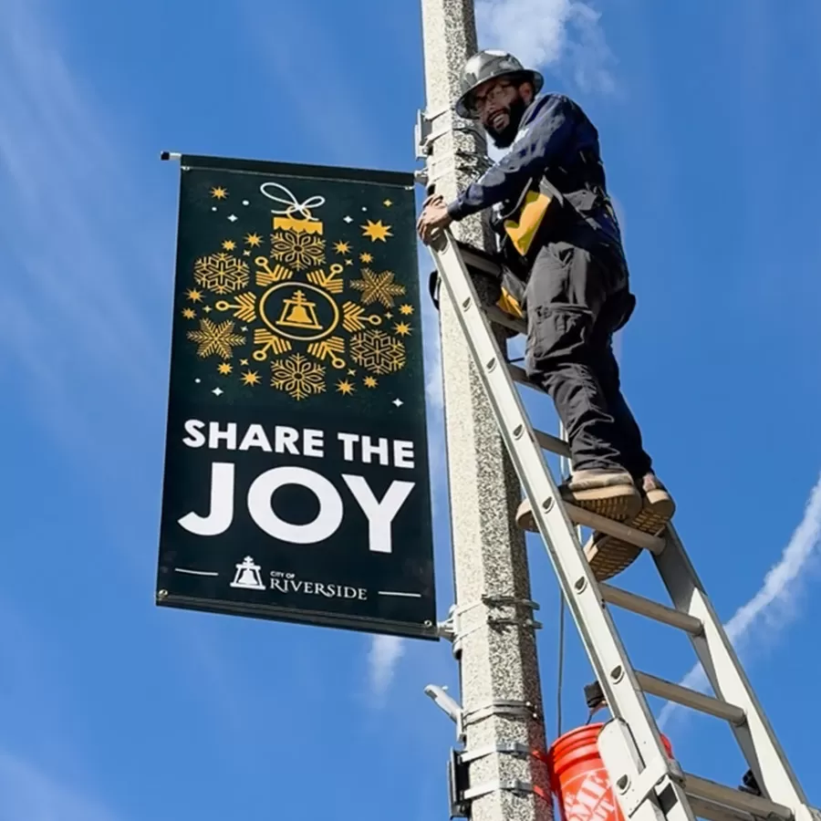 Pole Banners: City of Riverside Holiday Messages